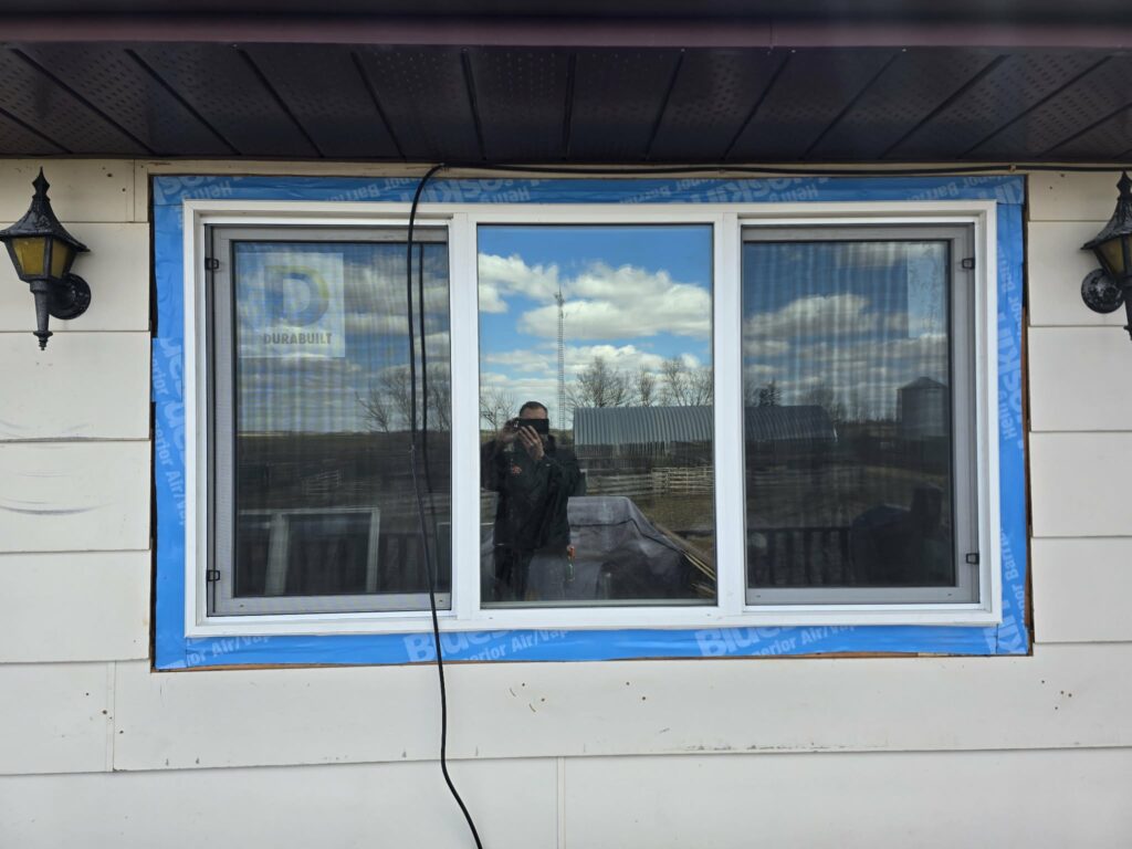 Perimeter membrane around the newly installed replacement window